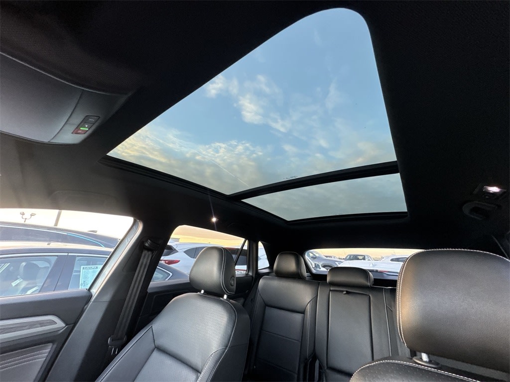 Thumbnail: 2022 Volkswagen Atlas - 25