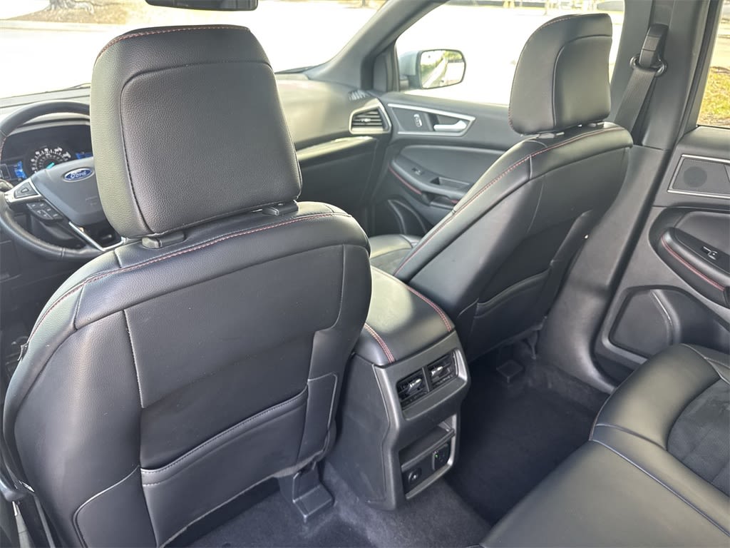 2024 Ford Edge  11