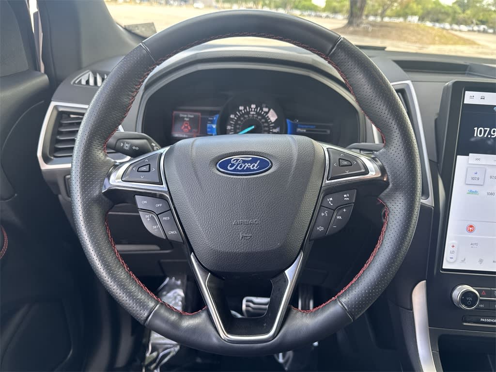 2024 Ford Edge  9