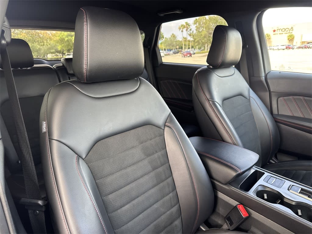 2024 Ford Edge  28
