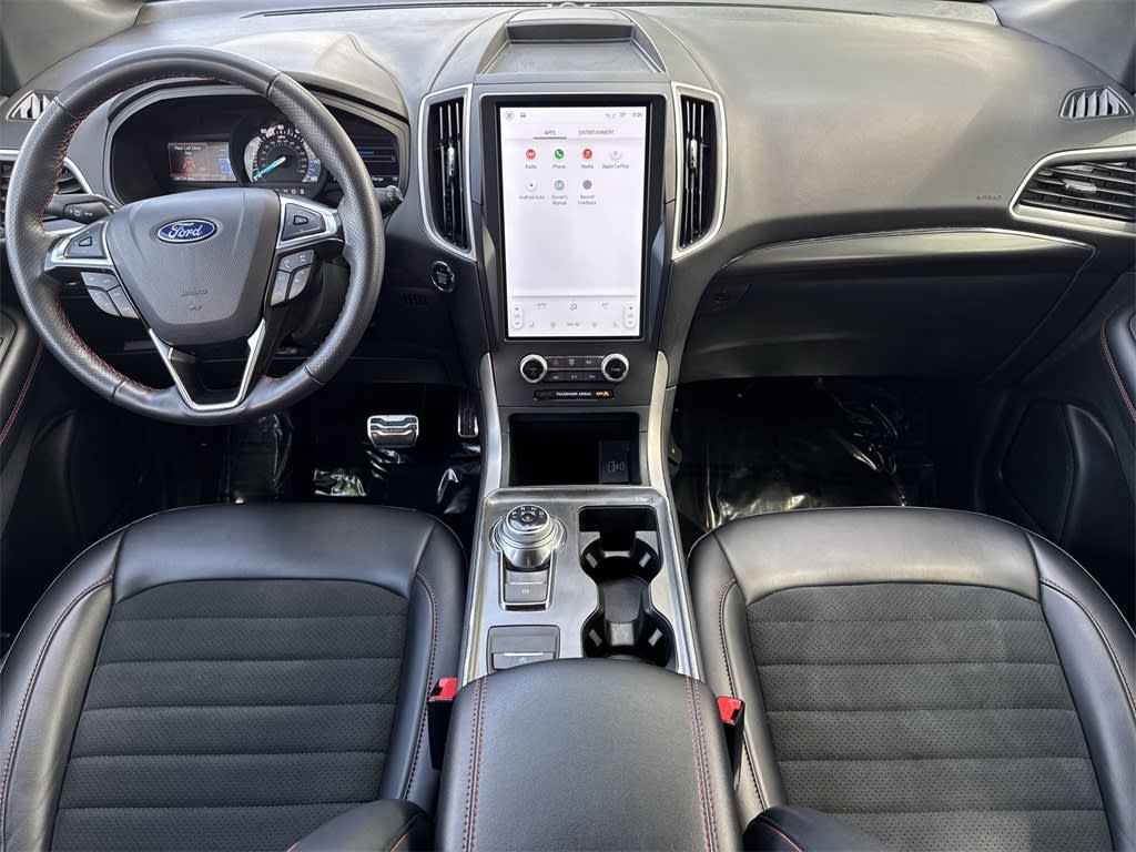 2024 Ford Edge  13