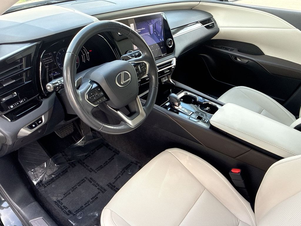 Thumbnail: 2024 Lexus RX - 2