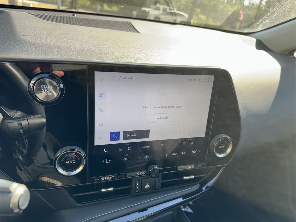 Thumbnail: 2024 Lexus ES - 15