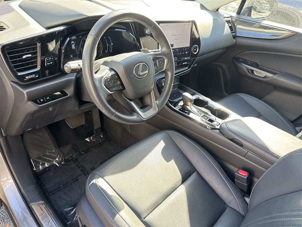 Thumbnail: 2024 Lexus ES - 2