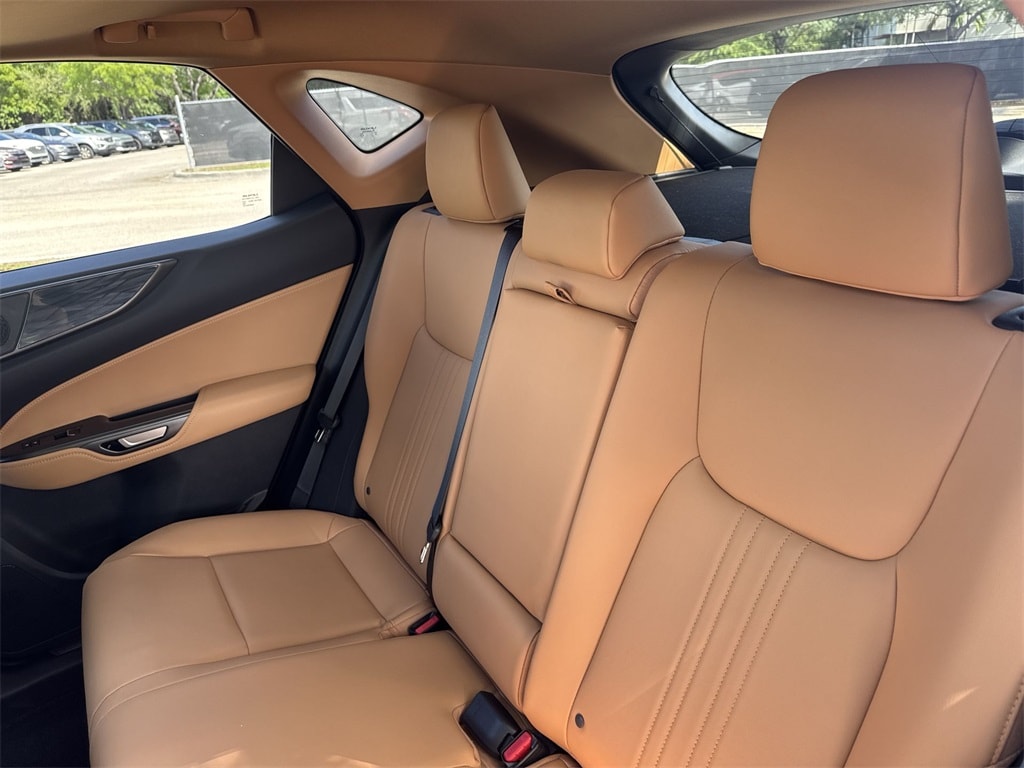 Thumbnail: 2024 Lexus ES - 13
