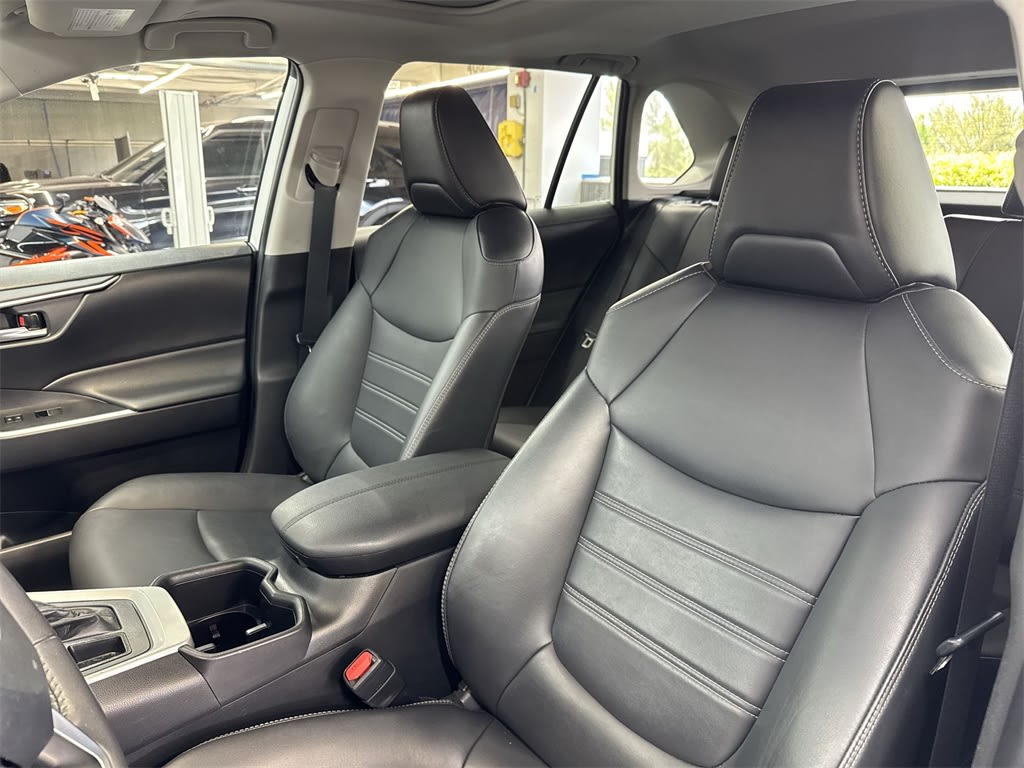 Thumbnail: 2024 Toyota RAV4 - 10