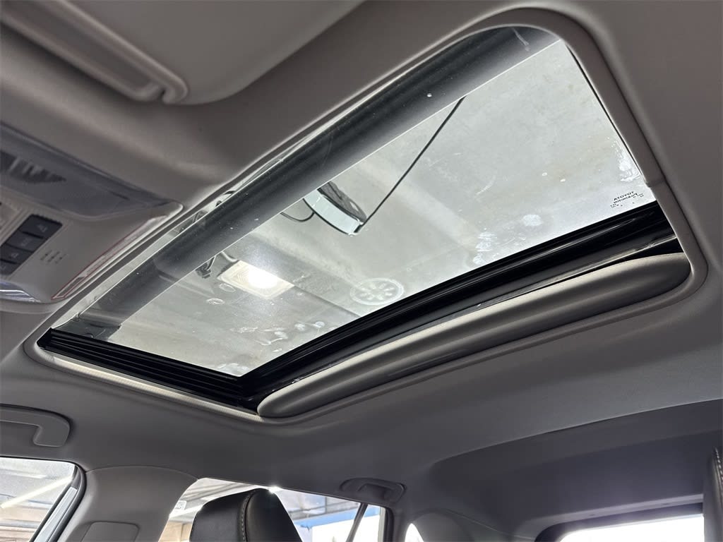 Thumbnail: 2024 Toyota RAV4 - 25