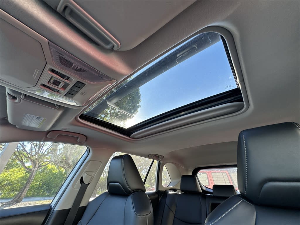 Thumbnail: 2024 Toyota RAV4 - 25