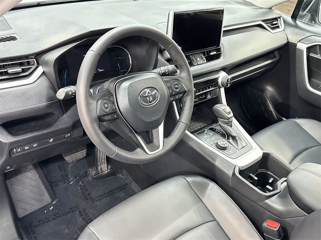 2024 Toyota RAV4 XLE Premium 2