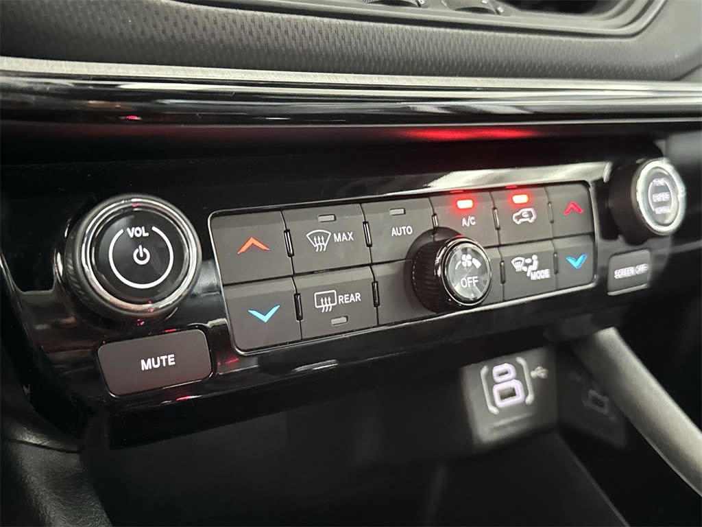 Thumbnail: 2024 Jeep Compass - 27