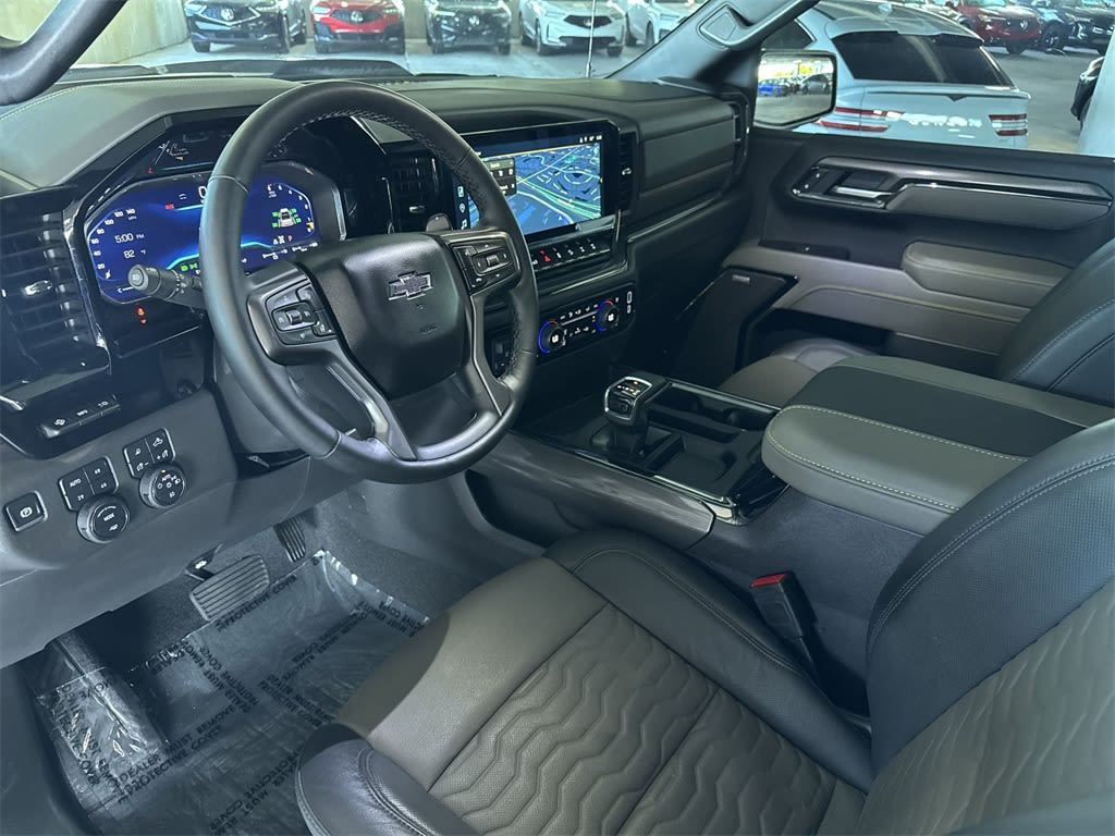 Thumbnail: 2025 Chevrolet Silverado 1500 - 2