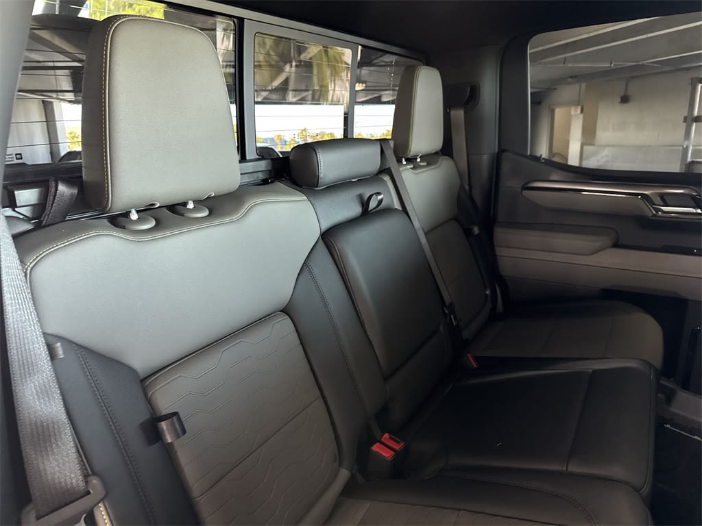 Thumbnail: 2025 Chevrolet Silverado 1500 - 29