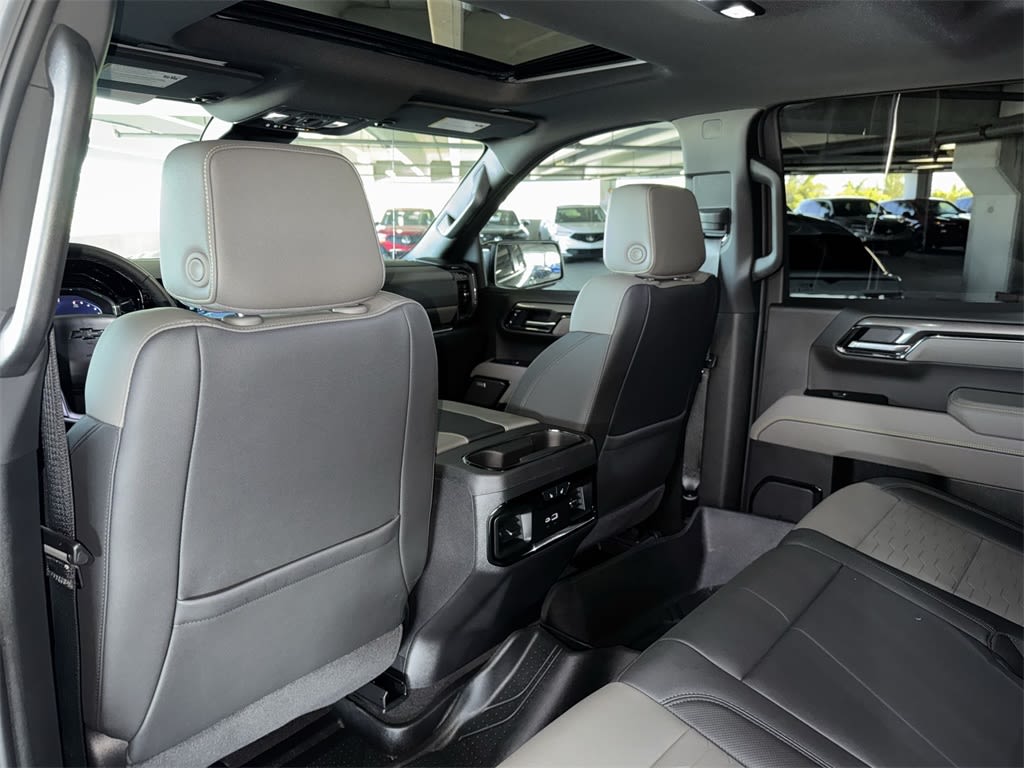Thumbnail: 2025 Chevrolet Silverado 1500 - 28