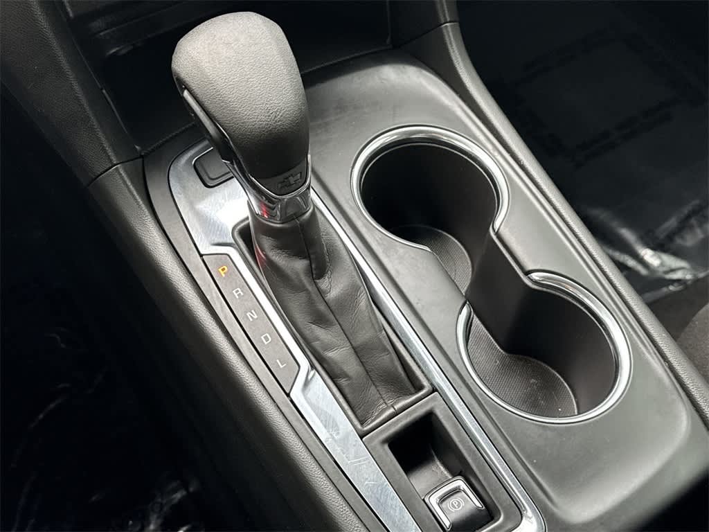 Thumbnail: 2023 Chevrolet Equinox - 16