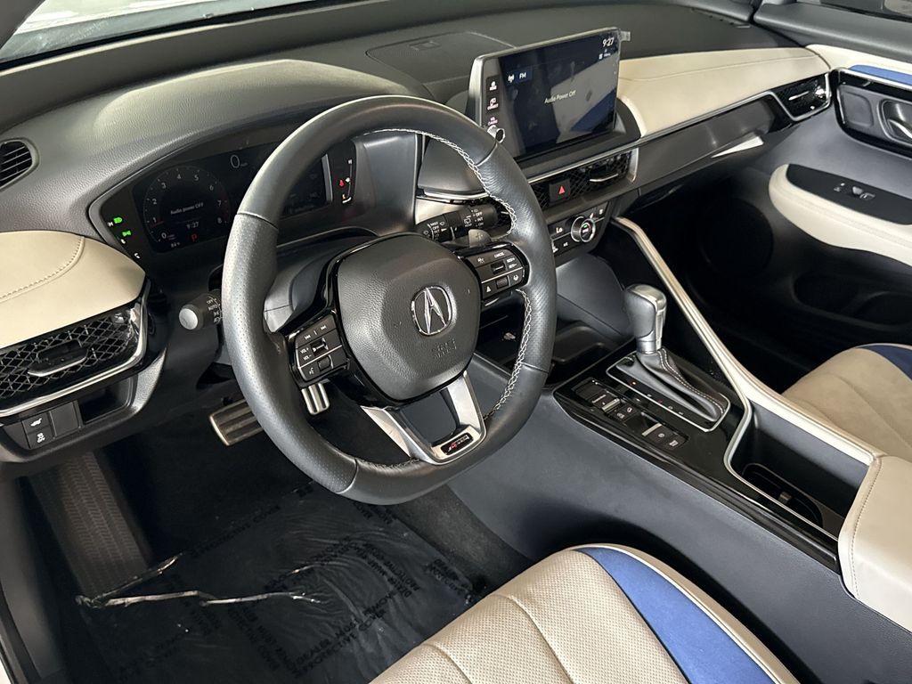 Thumbnail: 2025 Acura ADX - 2