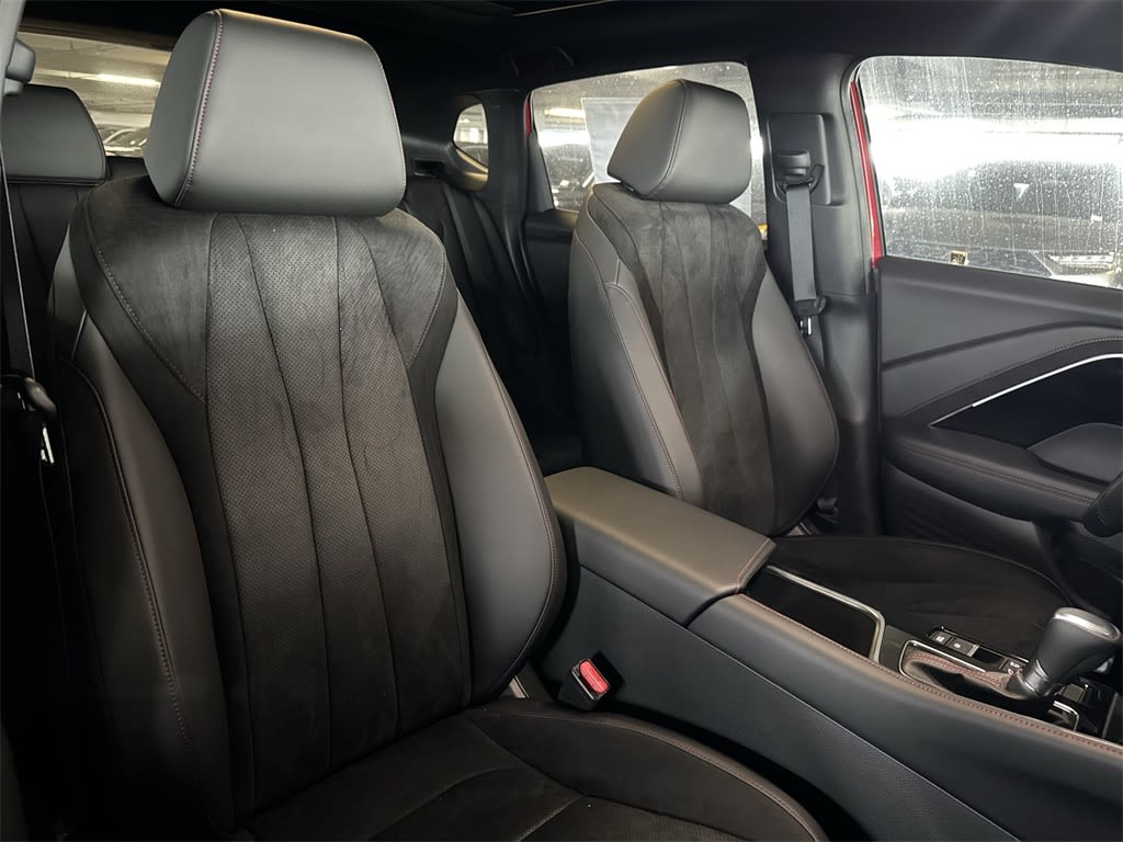 Thumbnail: 2025 Acura ADX - 12