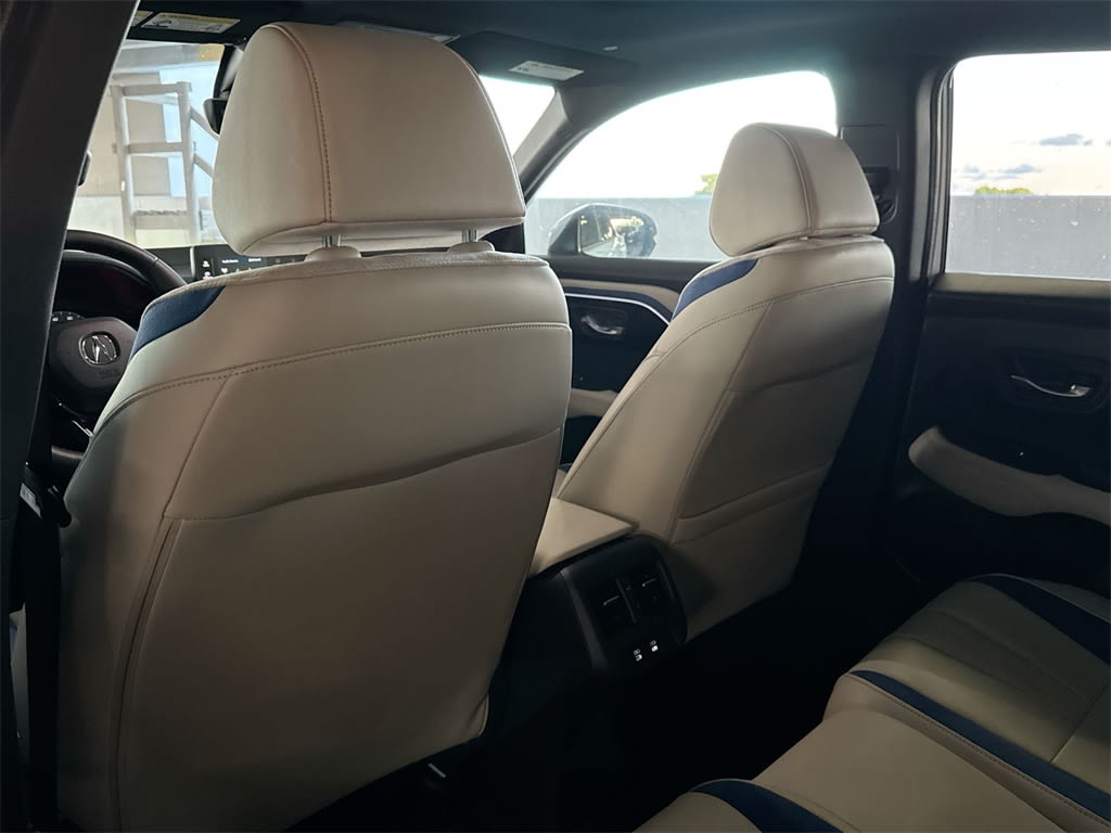 Thumbnail: 2025 Acura ADX - 28