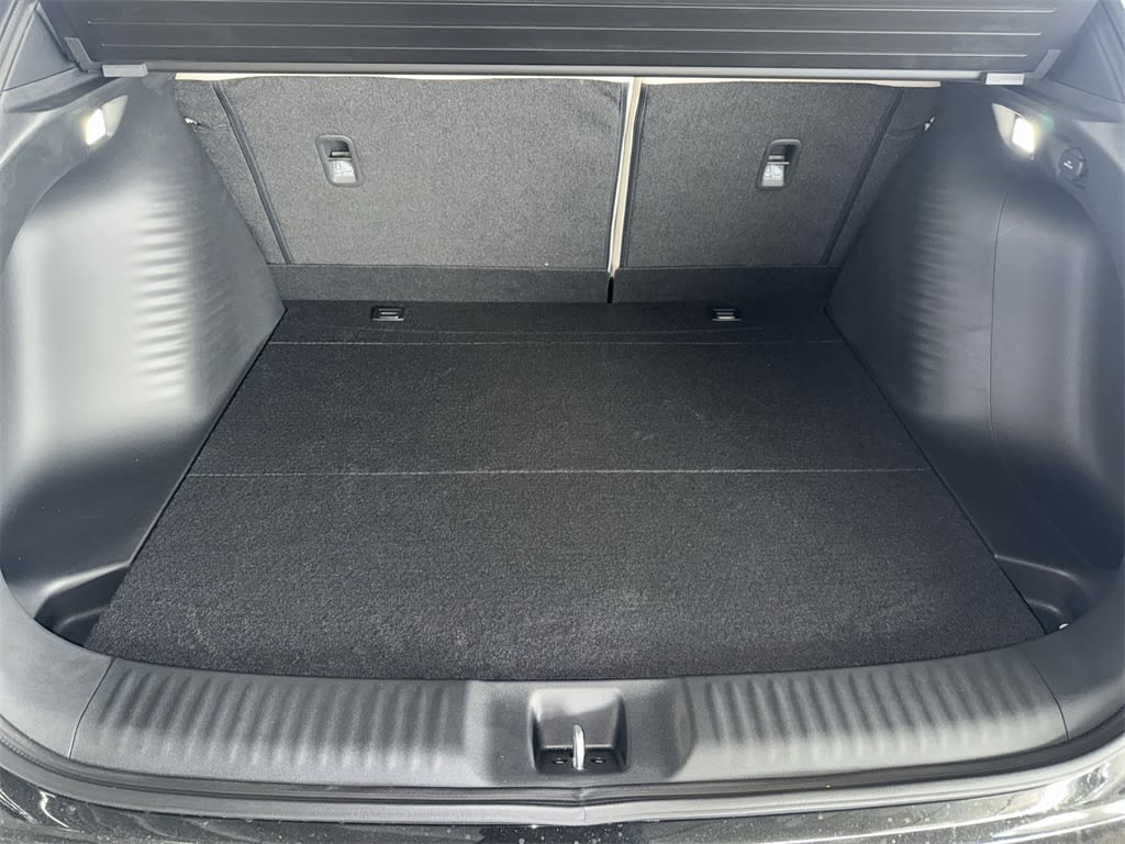 Thumbnail: 2025 Acura ADX - 18