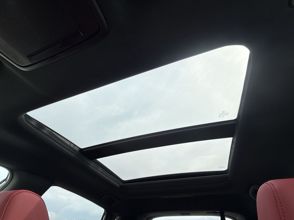 Thumbnail: 2025 Acura ADX - 25