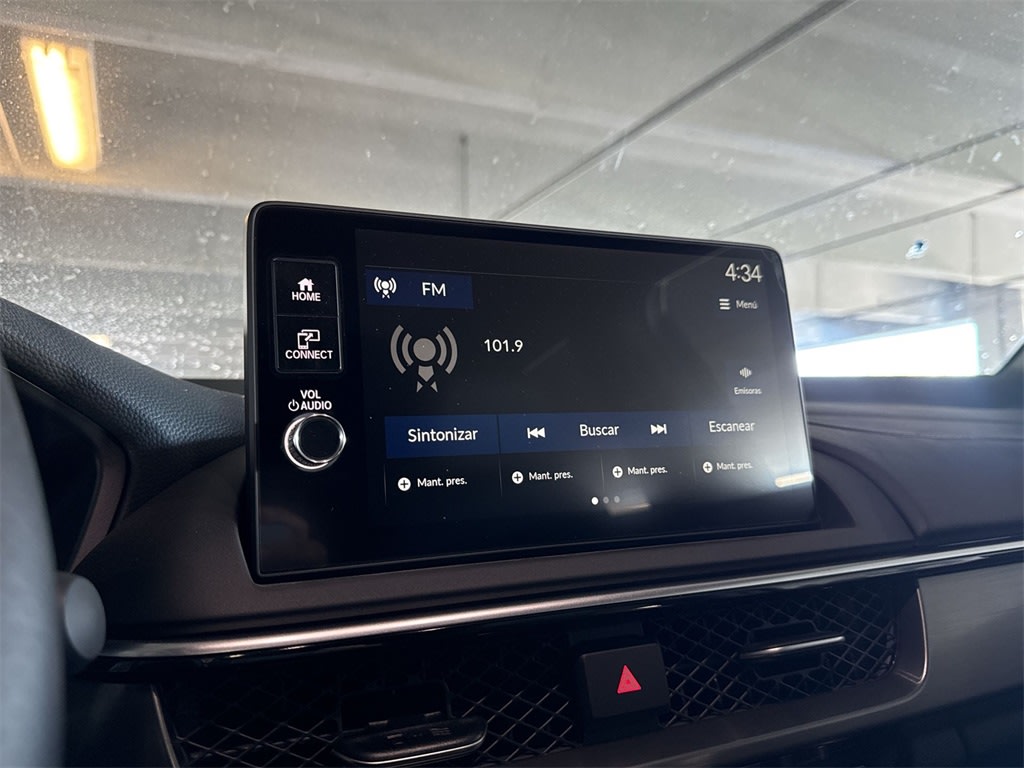 Thumbnail: 2025 Acura ADX - 15