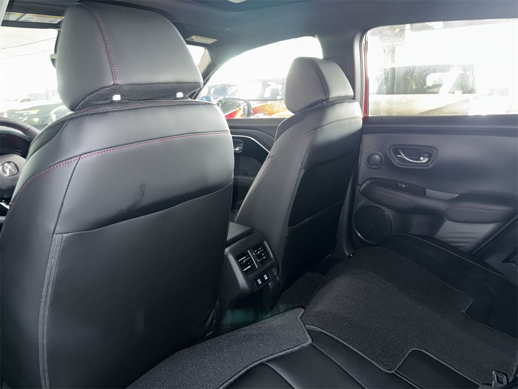 Thumbnail: 2025 Acura ADX - 27