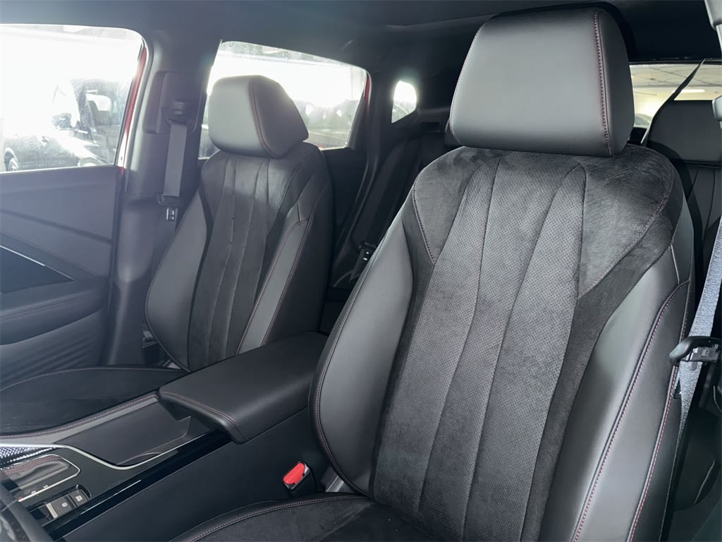 Thumbnail: 2025 Acura ADX - 10