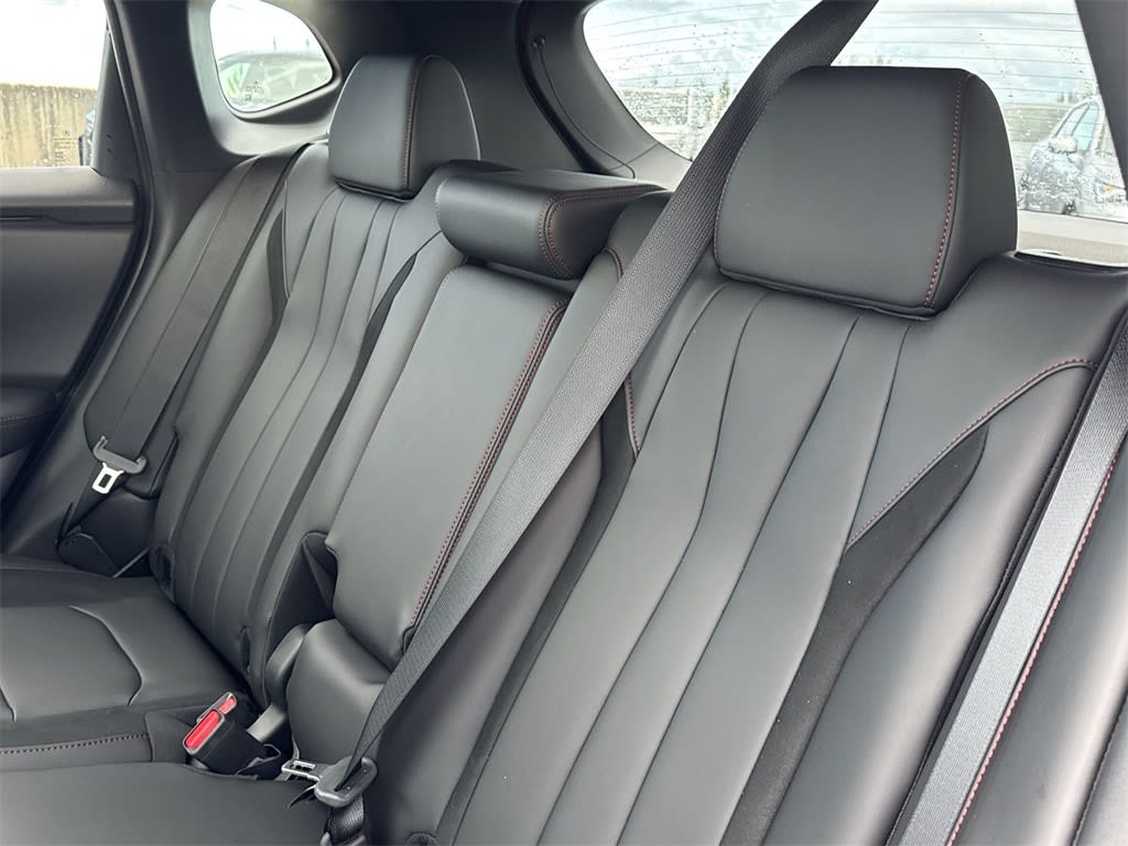 Thumbnail: 2025 Acura ADX - 13