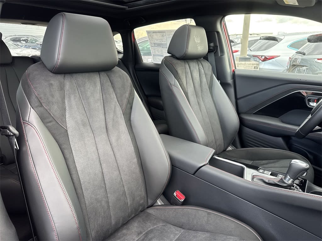 Thumbnail: 2025 Acura ADX - 12