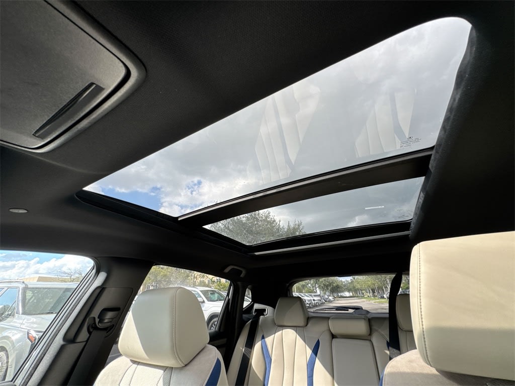 Thumbnail: 2025 Acura ADX - 25