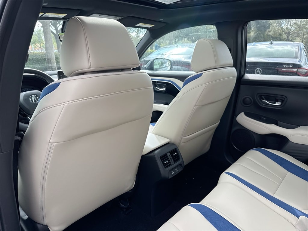 Thumbnail: 2025 Acura ADX - 28