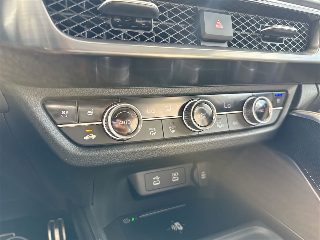 Thumbnail: 2025 Acura ADX - 27