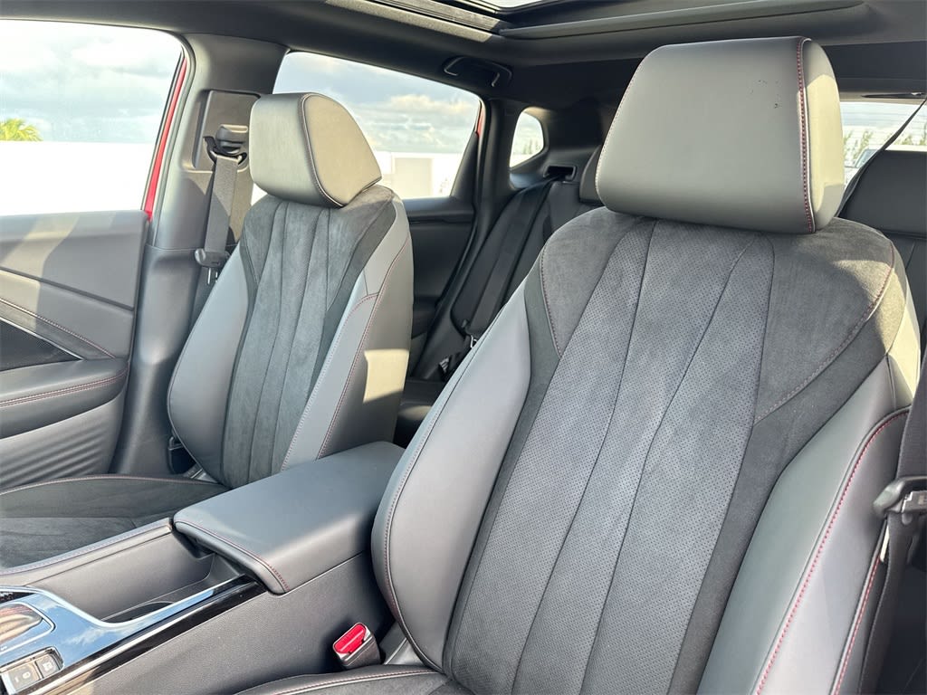 Thumbnail: 2025 Acura ADX - 11