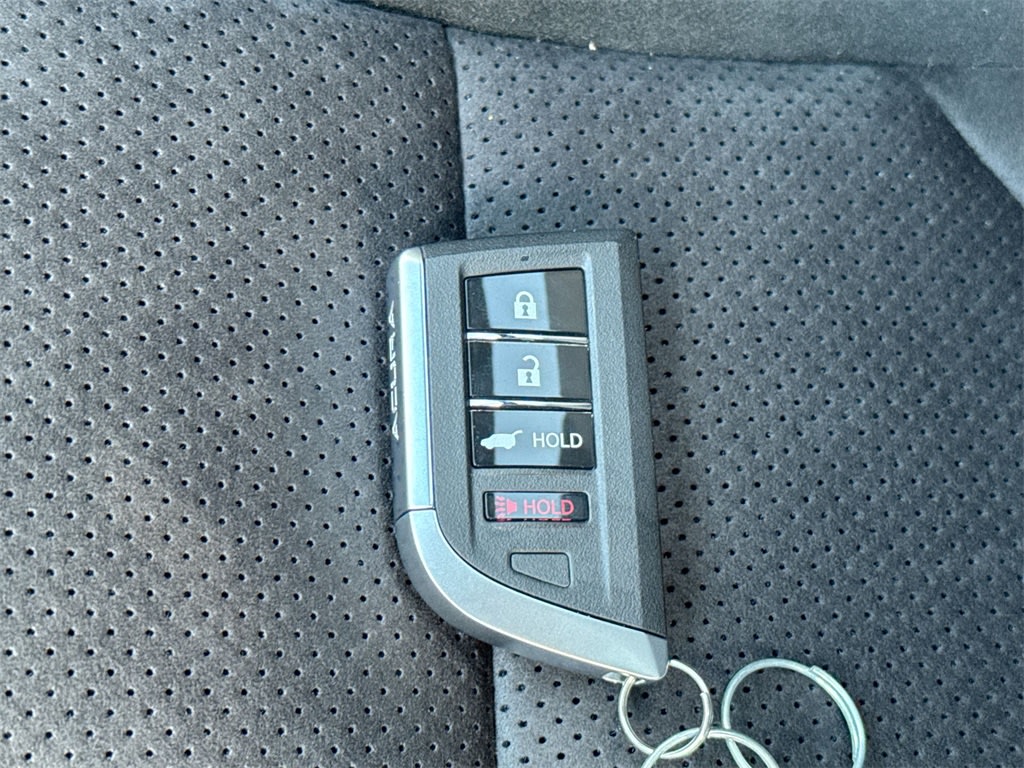 Thumbnail: 2025 Acura ADX - 19