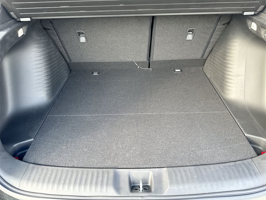 Thumbnail: 2025 Acura ADX - 18