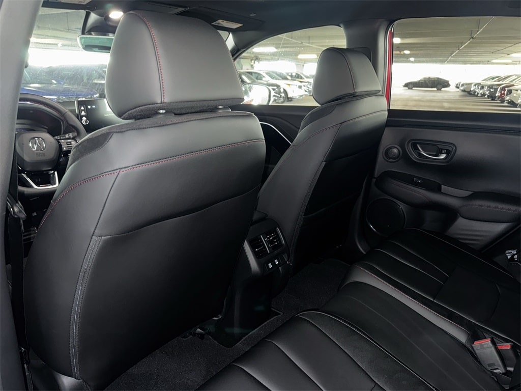 Thumbnail: 2025 Acura ADX - 28