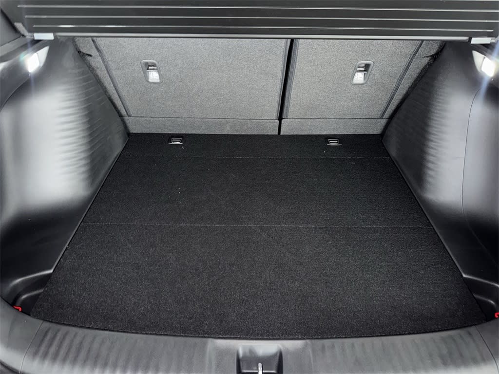 Thumbnail: 2025 Acura ADX - 18