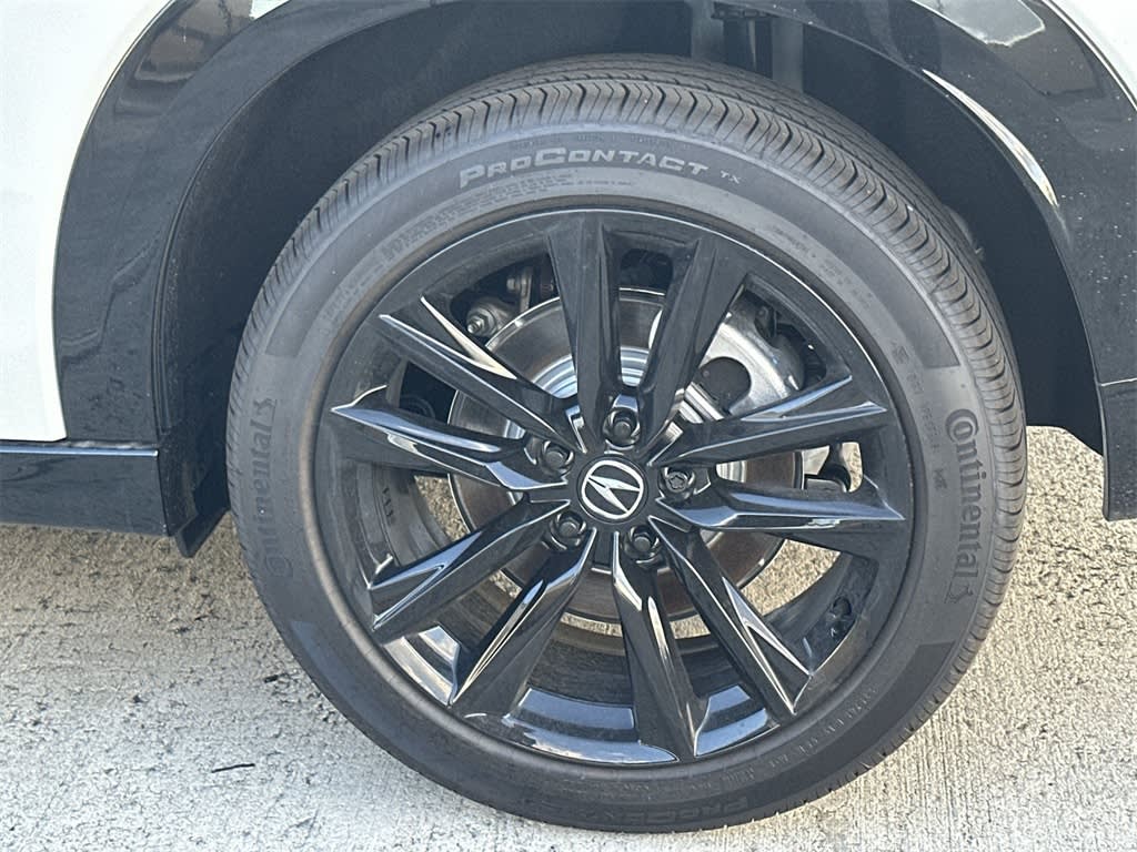 Thumbnail: 2025 Acura ADX - 8