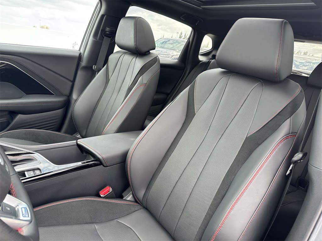 Thumbnail: 2025 Acura ADX - 11