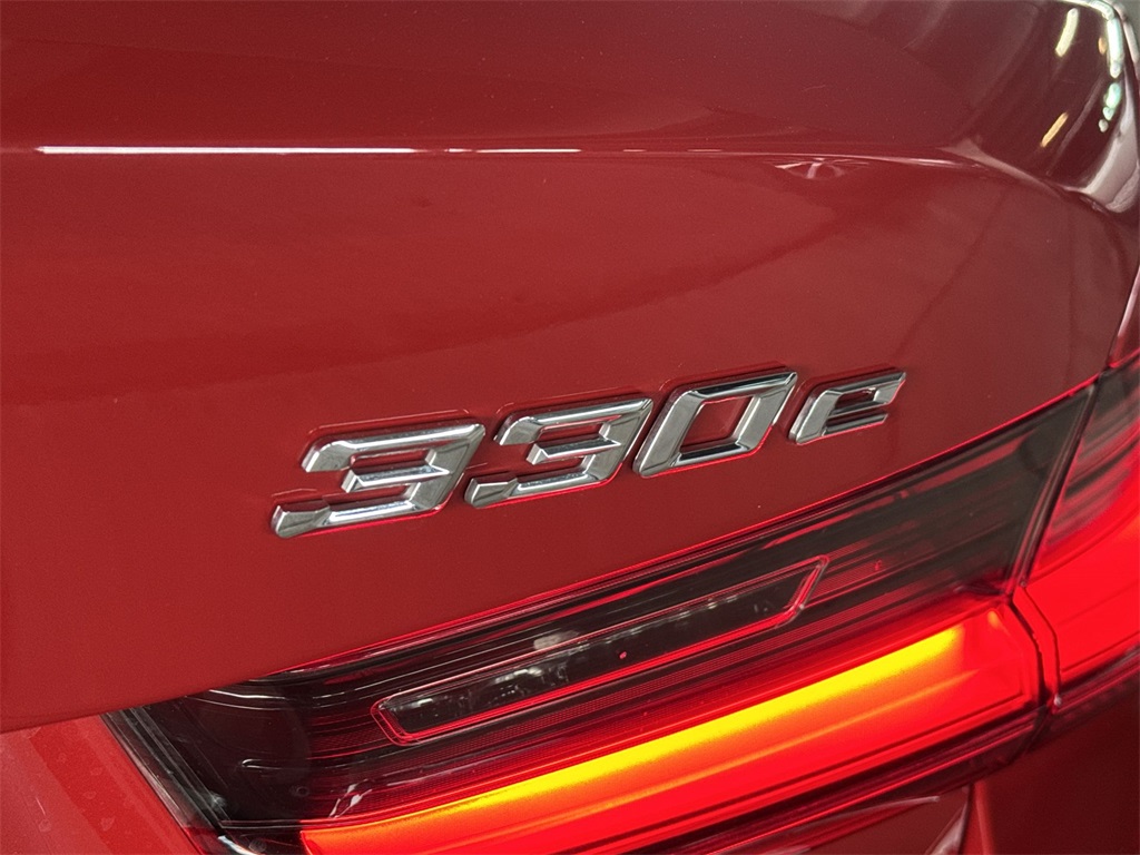 Thumbnail: 2023 BMW 3 Series - 6