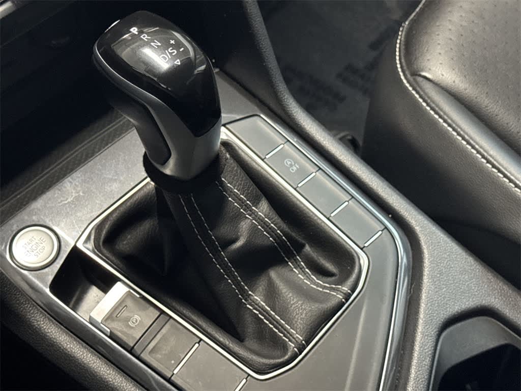 Thumbnail: 2024 Volkswagen Tiguan - 16