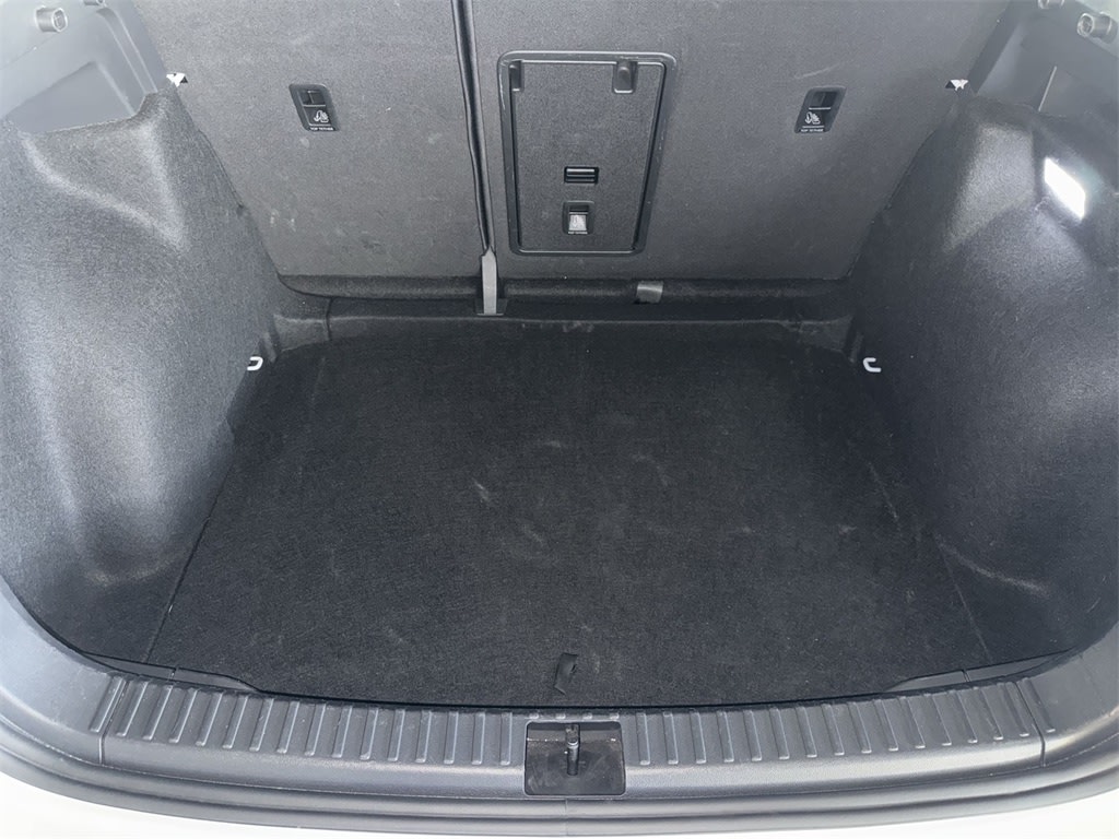 Thumbnail: 2024 Volkswagen Taos - 16