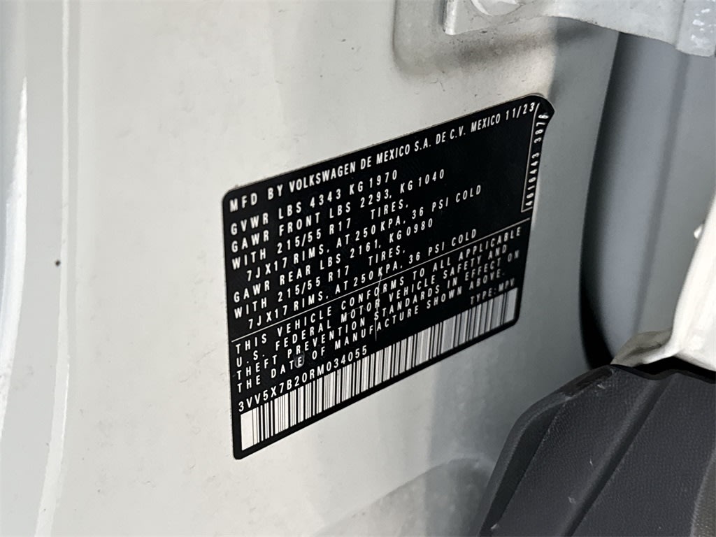 Thumbnail: 2024 Volkswagen Taos - 18