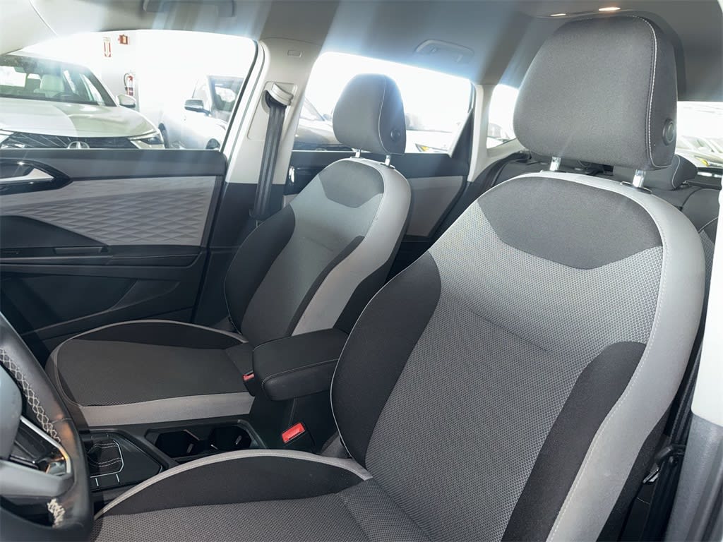 Thumbnail: 2024 Volkswagen Taos - 12