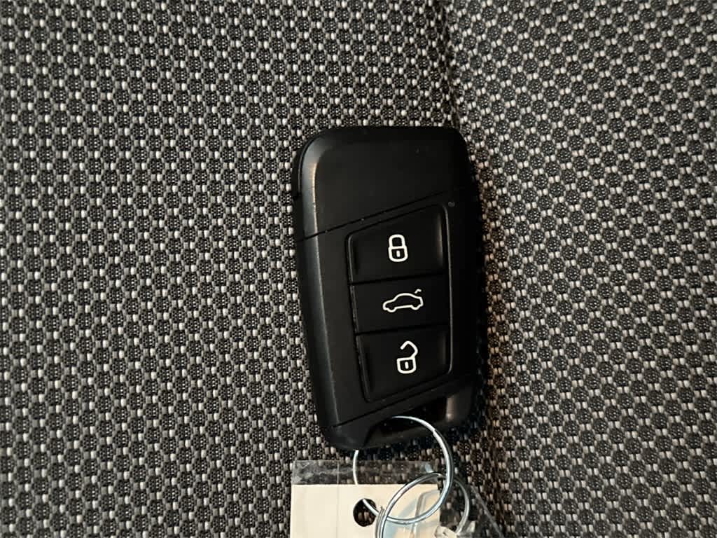 Thumbnail: 2024 Volkswagen Taos - 17