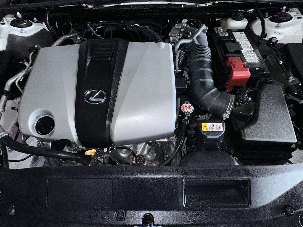 Thumbnail: 2025 Lexus ES - 9