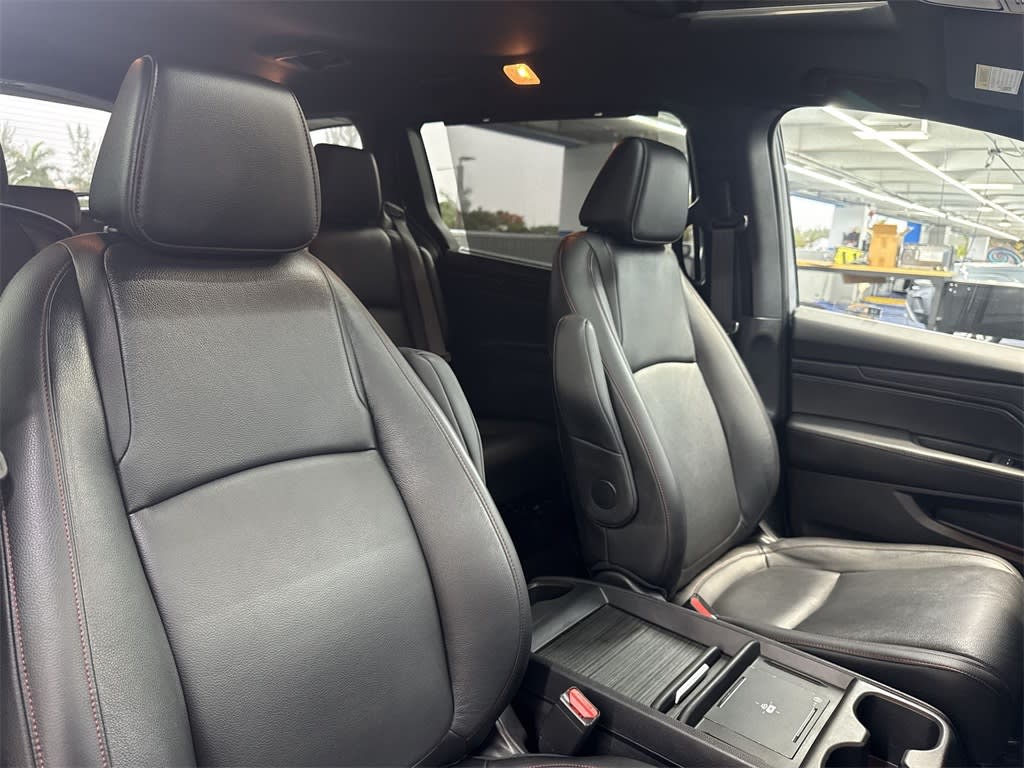 Thumbnail: 2025 Honda Odyssey - 12