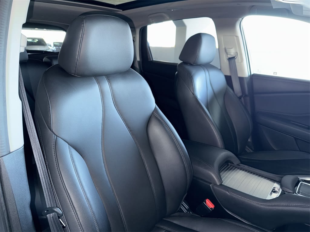 Thumbnail: 2024 Acura RDX - 12