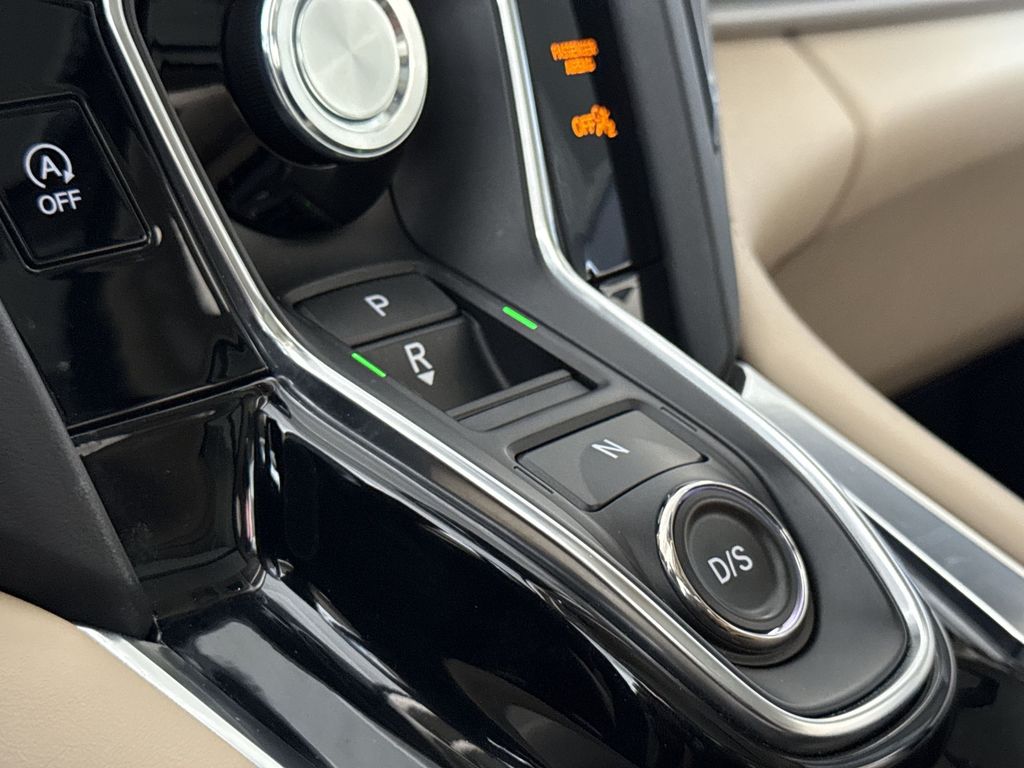 Thumbnail: 2024 Acura RDX - 15