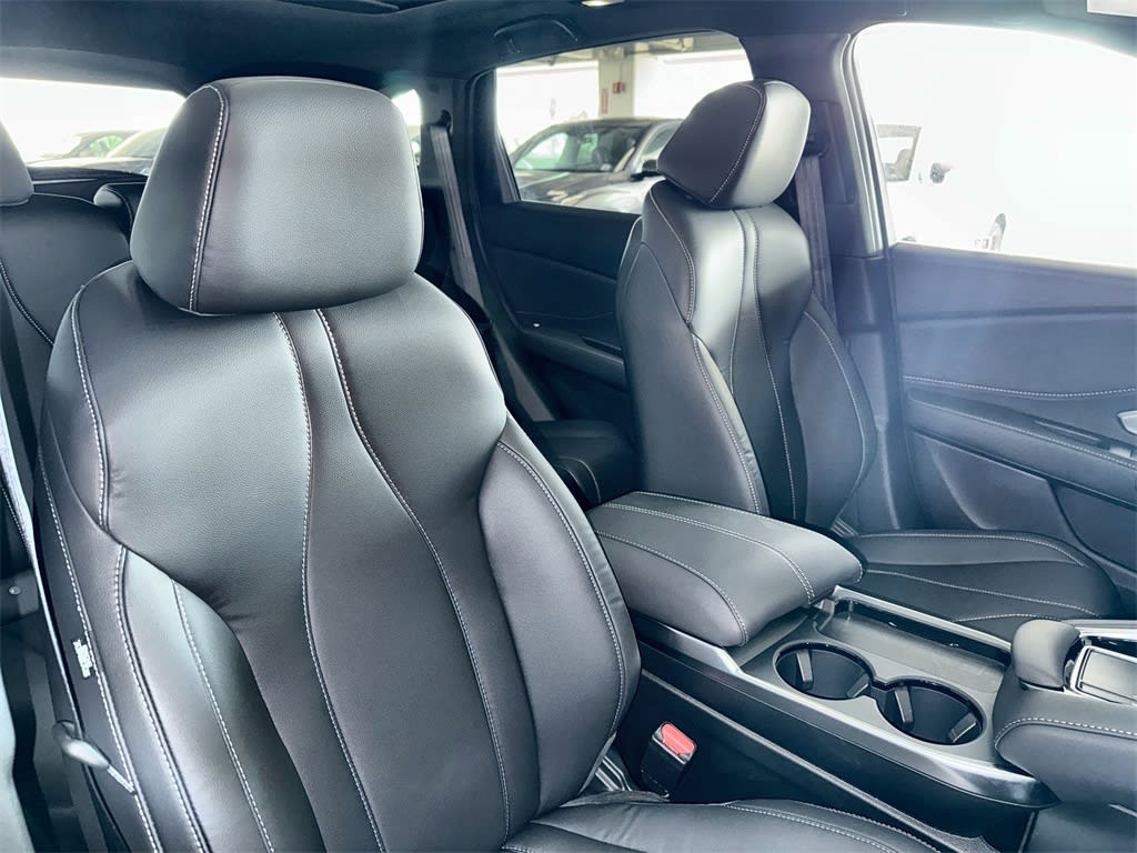 Thumbnail: 2025 Acura RDX - 12