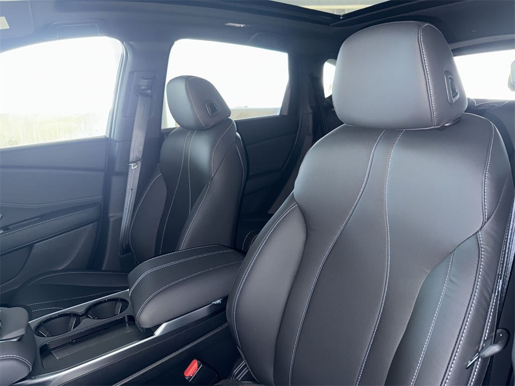 Thumbnail: 2025 Acura RDX - 11